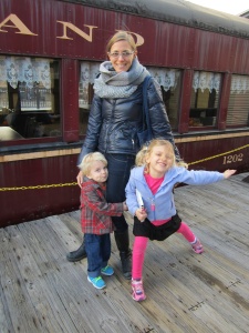 ivyland railroad kids and mom